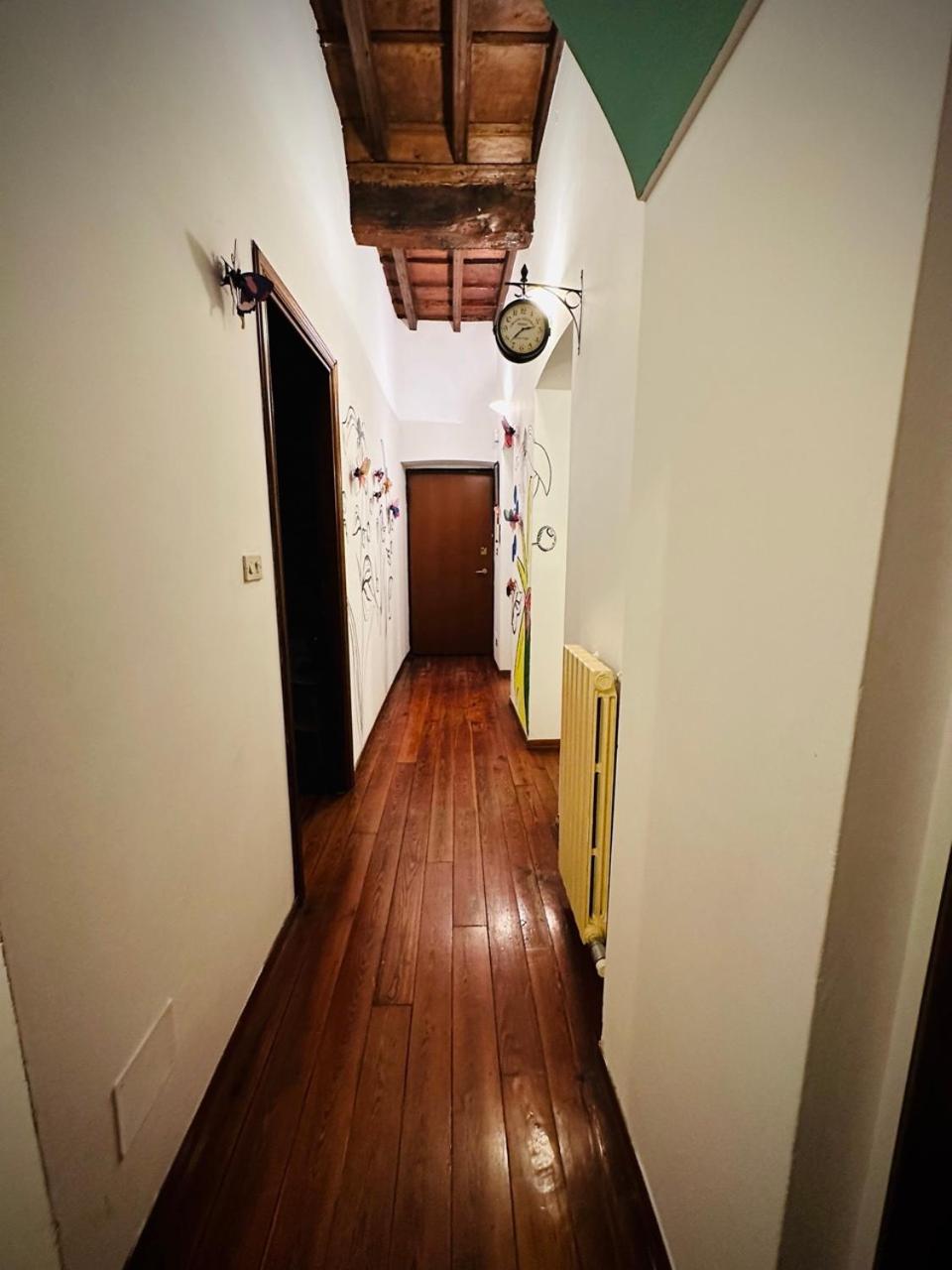 Apartment Wow House In